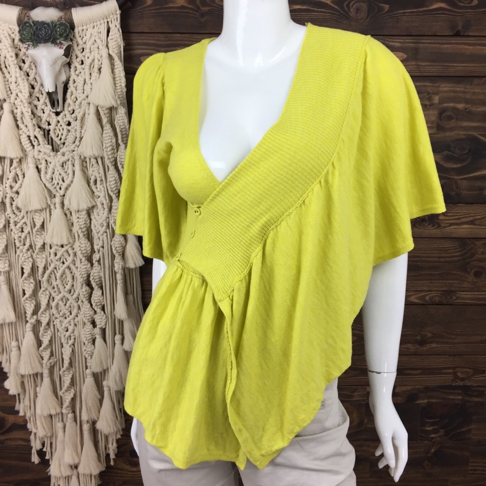 Moth |‎ Ribbed Asymmetrical Wrap Ruffle Sweater Yellow - Picture 6 of 7